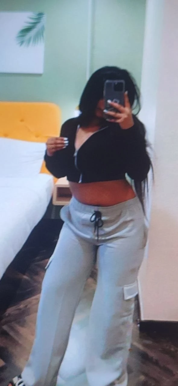 Aaliya – Indian escort in Hyderabad — 2 / 3