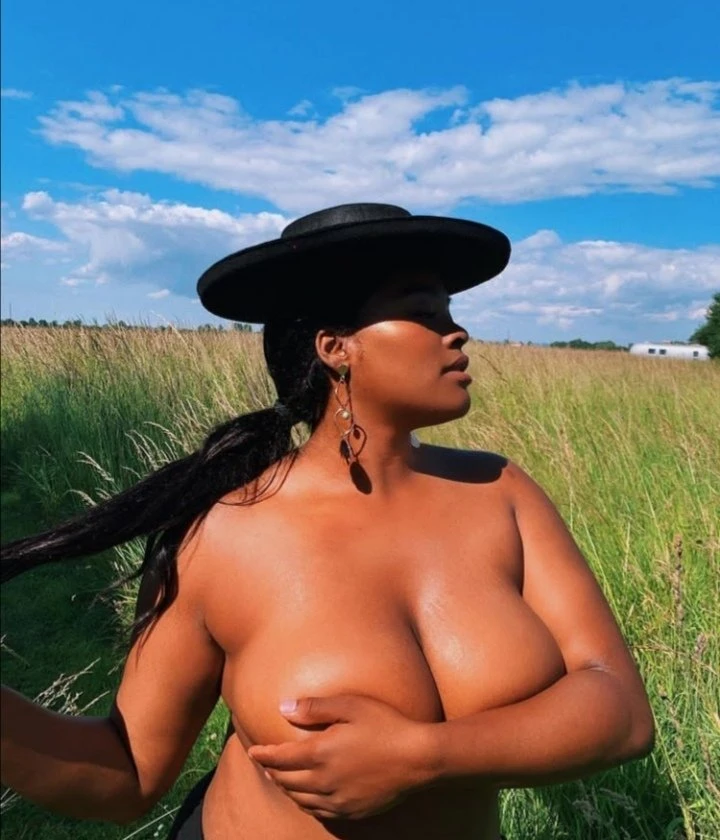 Roxy – Rwandan escort in Beirut — 3 / 8