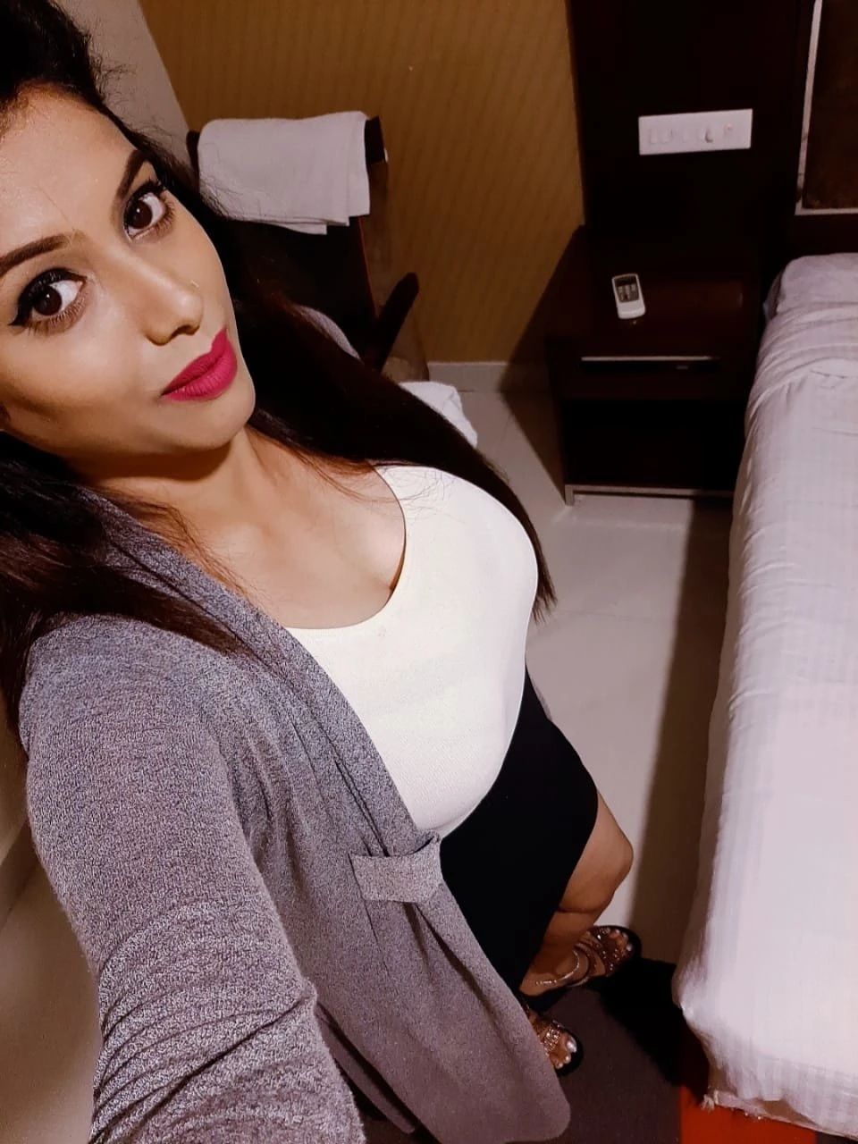 Roshni Rai – Indian escort in Mumbai — 4 / 5