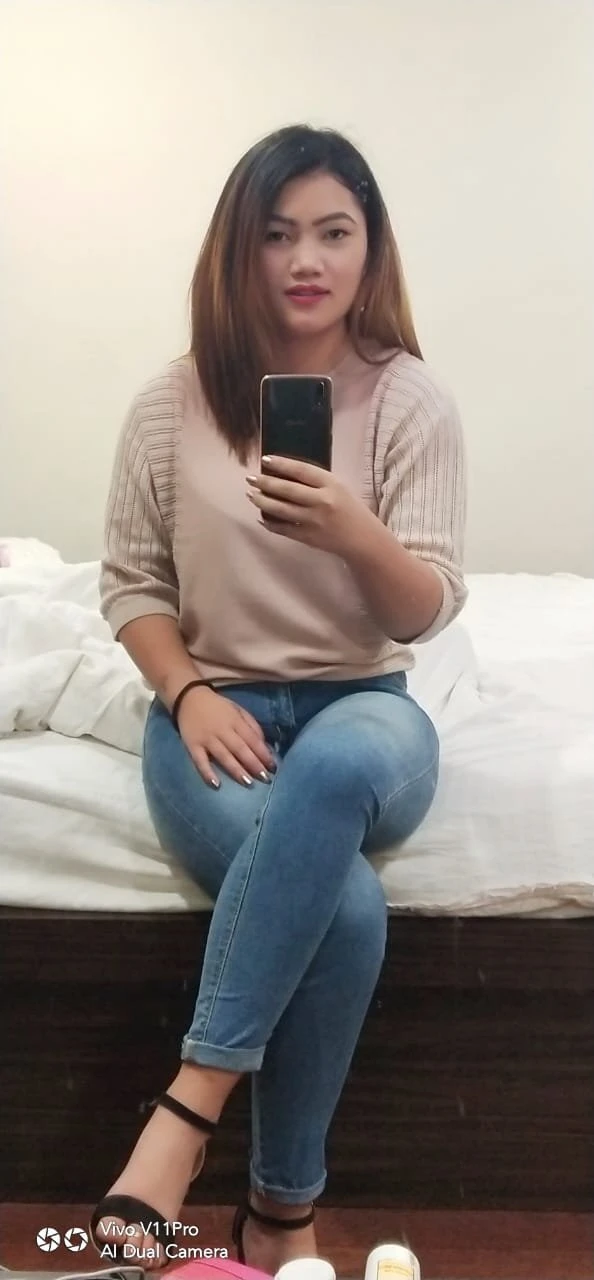 Webcam service available – Indian escort in Mumbai — 7 / 9