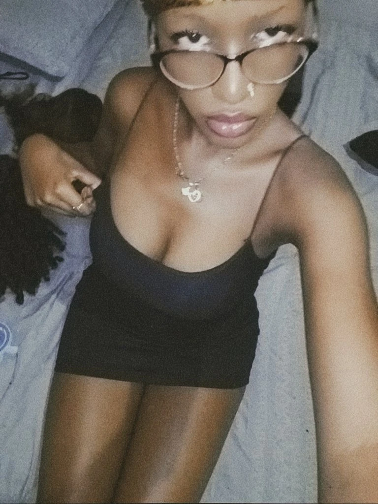 Noraaa – Ugandan escort in Kampala — 12 / 14