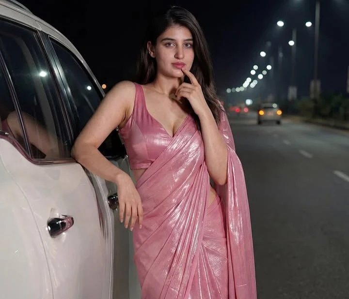 Vip Model Escort – Indian escort in Lucknow — 4 / 5