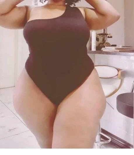 Ava – Gambian escort in Mumbai — 2 / 3
