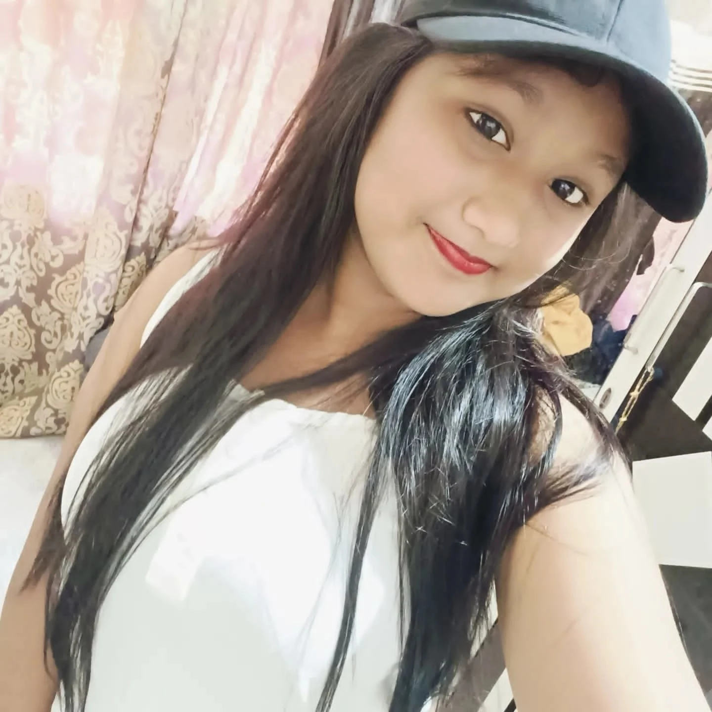 Tanu Sharma Real Meet & Com Show – Indian escort in Mumbai — 3 / 4