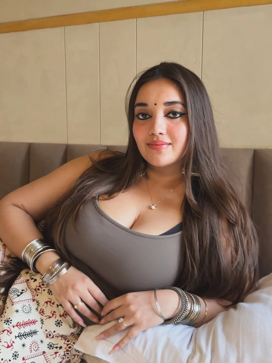 Ridhika – Indian escort in Visakhapatnam — 2 / 4