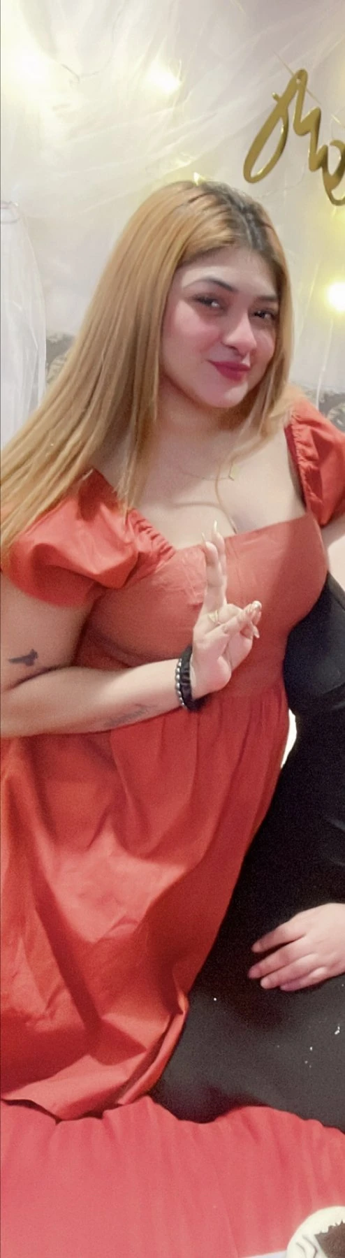 Nishu real meet incall – Indian escort in Ahmedabad — 18 / 28