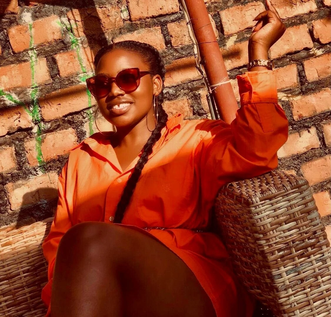 Senior Squirter 1 – Ugandan escort in Kampala — 2 / 5