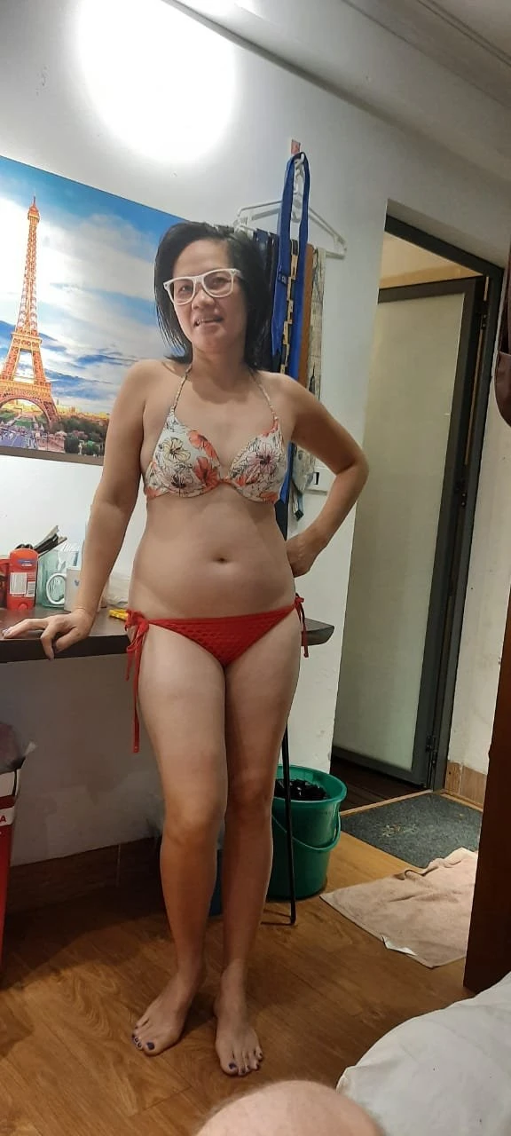Hoa Le – Vietnamese escort in Hanoi — 6 / 22