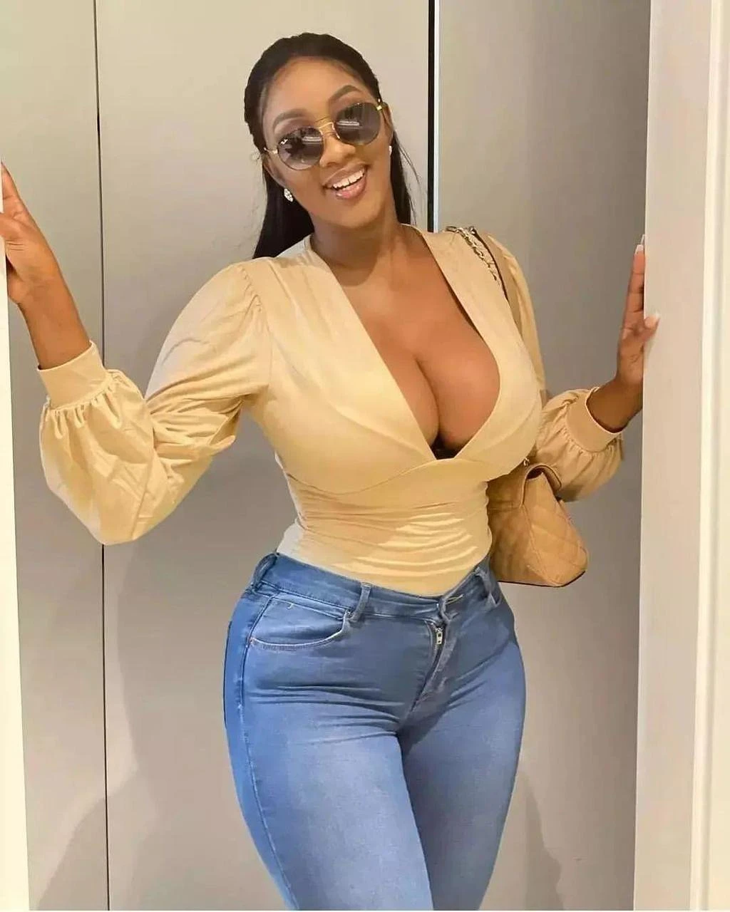 Lara – Angolan escort in Visakhapatnam, Escort, Visakhapatnam