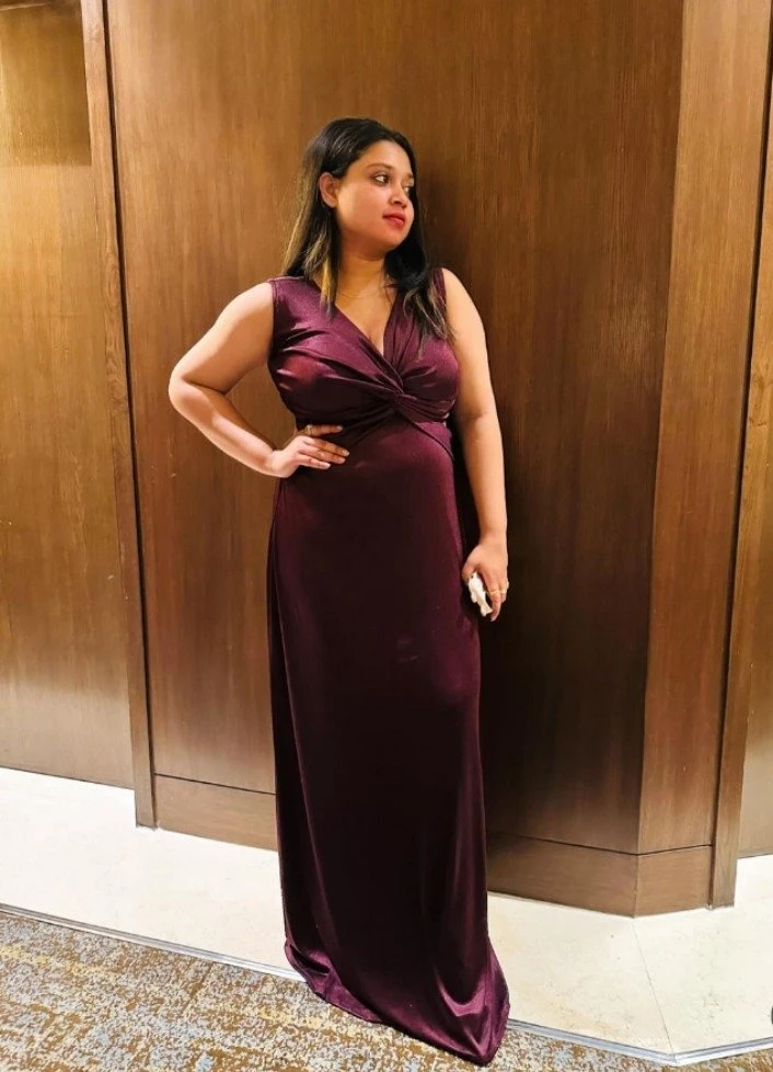 RIYA ESCORT SERVICE – Indian escort agency in Surat — 4 / 5