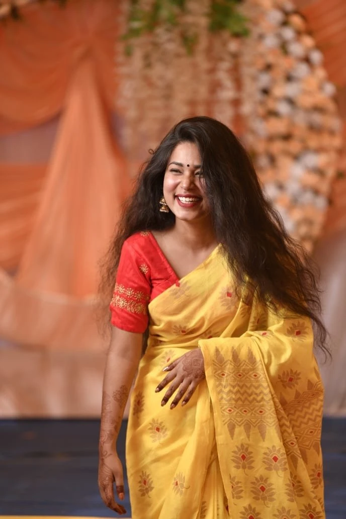 Kavya – Indian escort in Hyderabad — 2 / 3