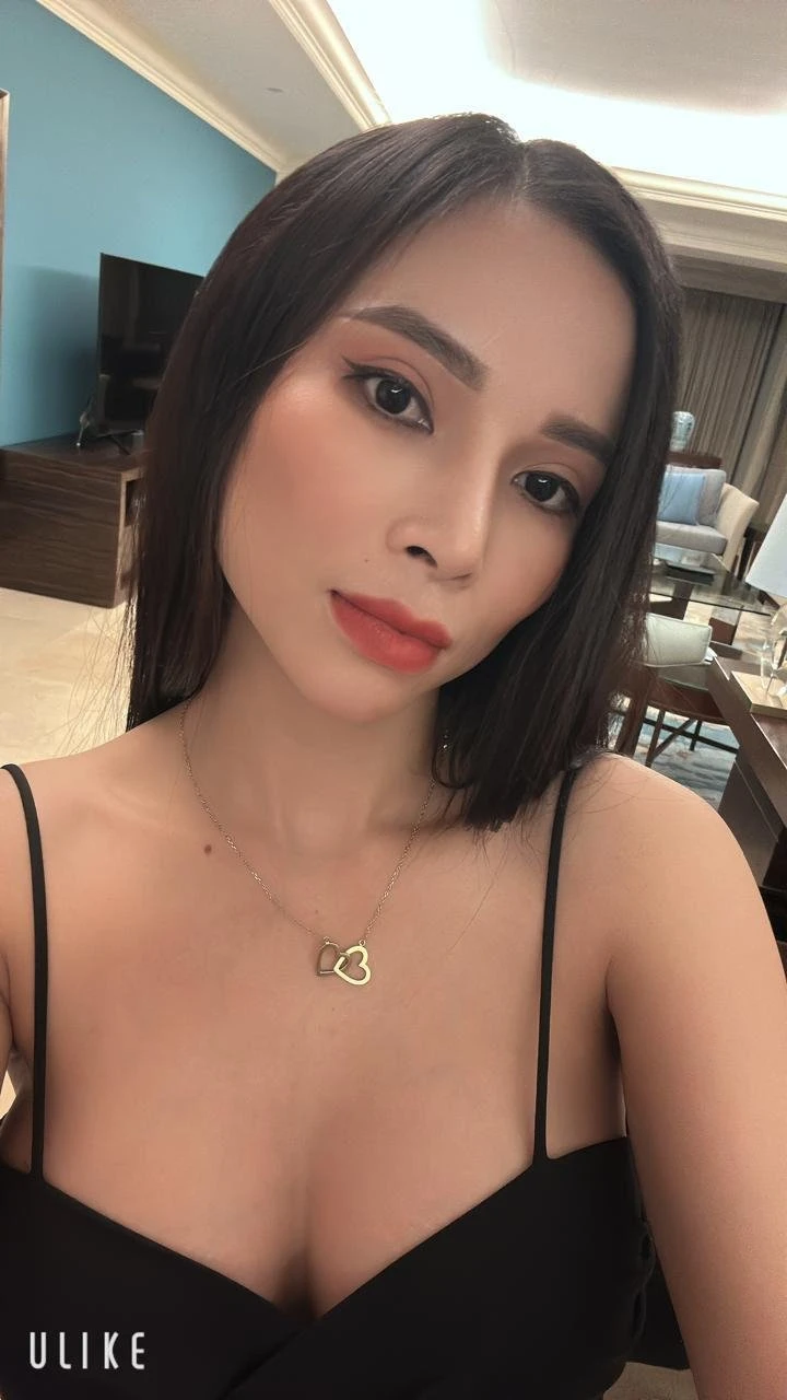 Linna – Filipino escort in Ho Chi Minh City — 4 / 5