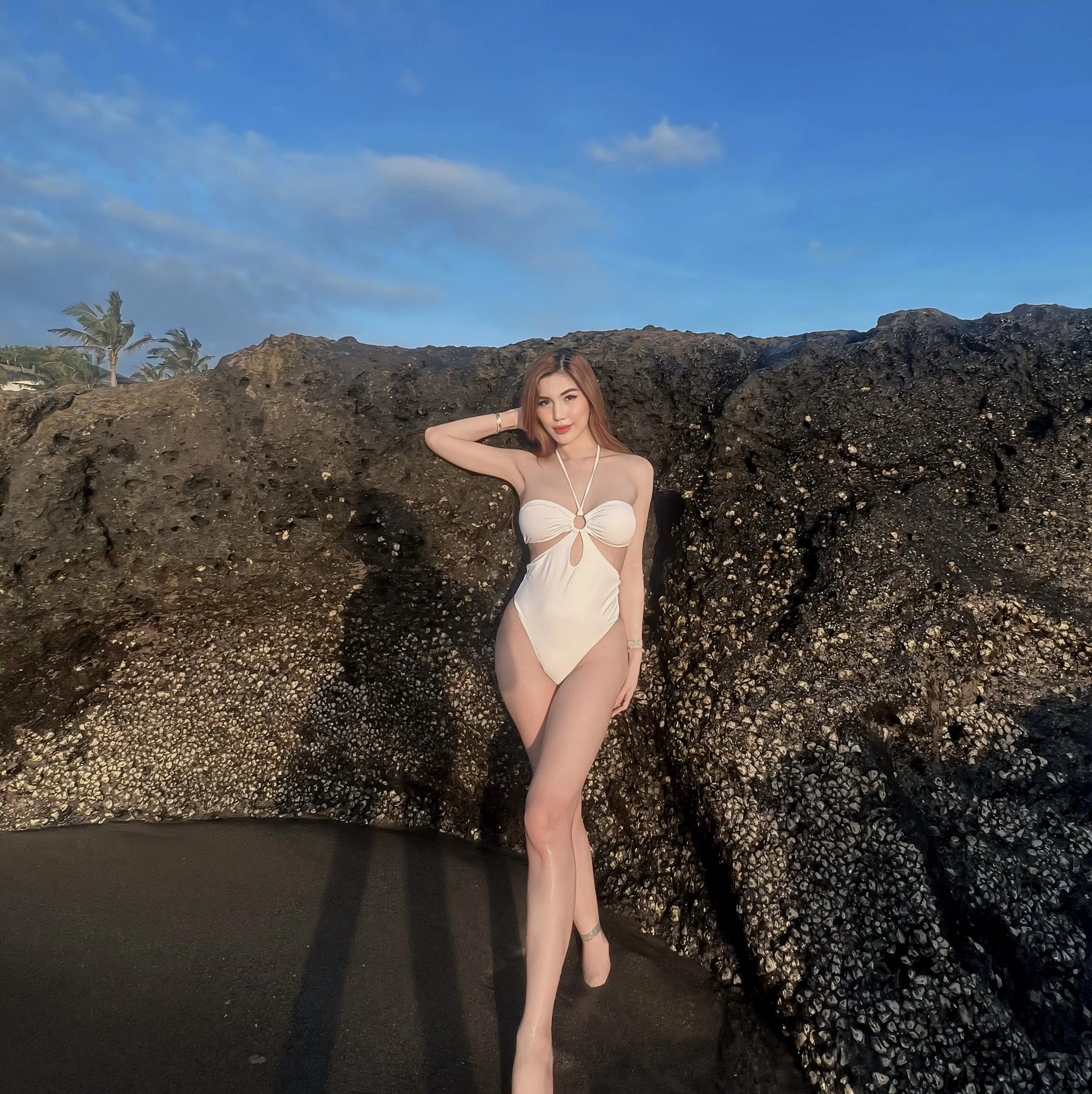 Annie Independent – Japanese escort in Macao — 16 / 27