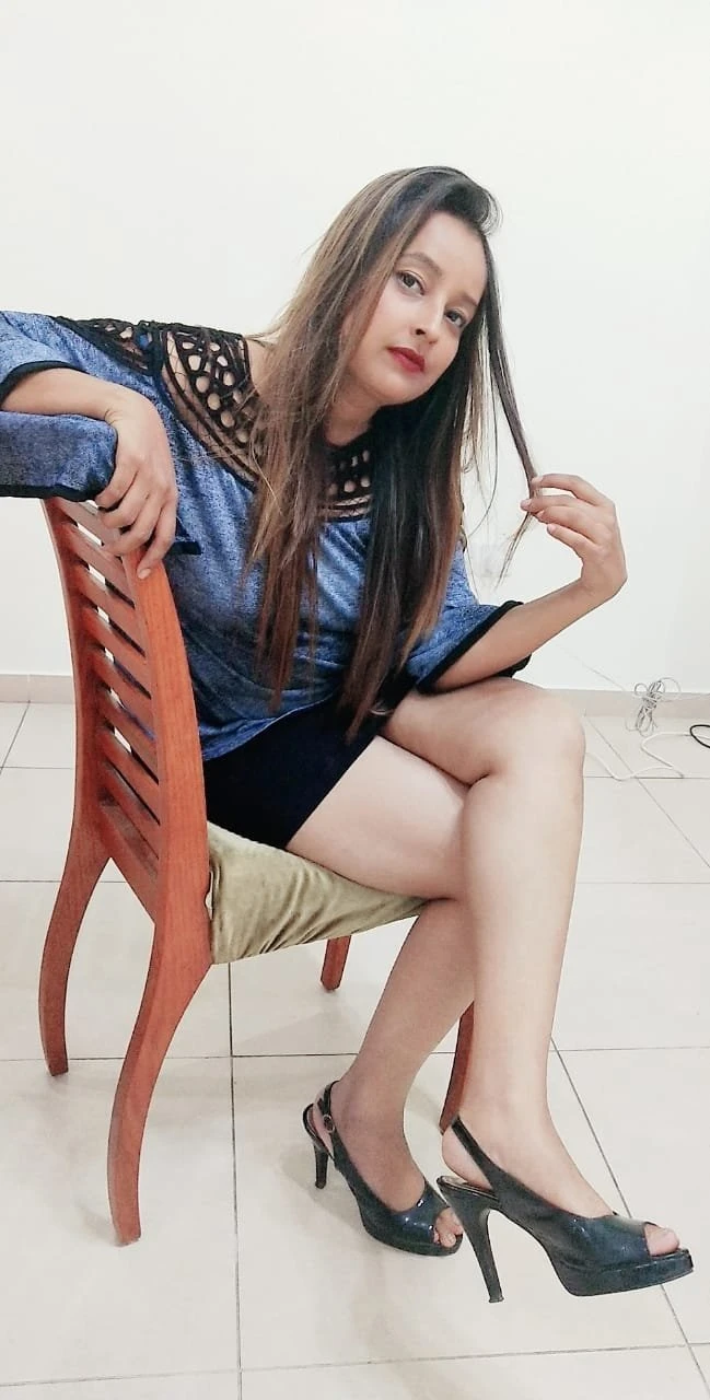 Surat Real Meet With Genuine Model's E – Indian escort in Surat — 3 / 4