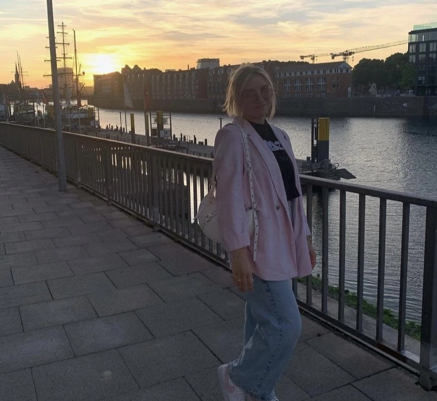 Euro Couple – escort in Colombo — 5 / 7