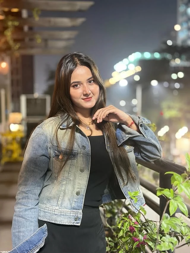 Nayara – Indian escort in Colombo — 5 / 12