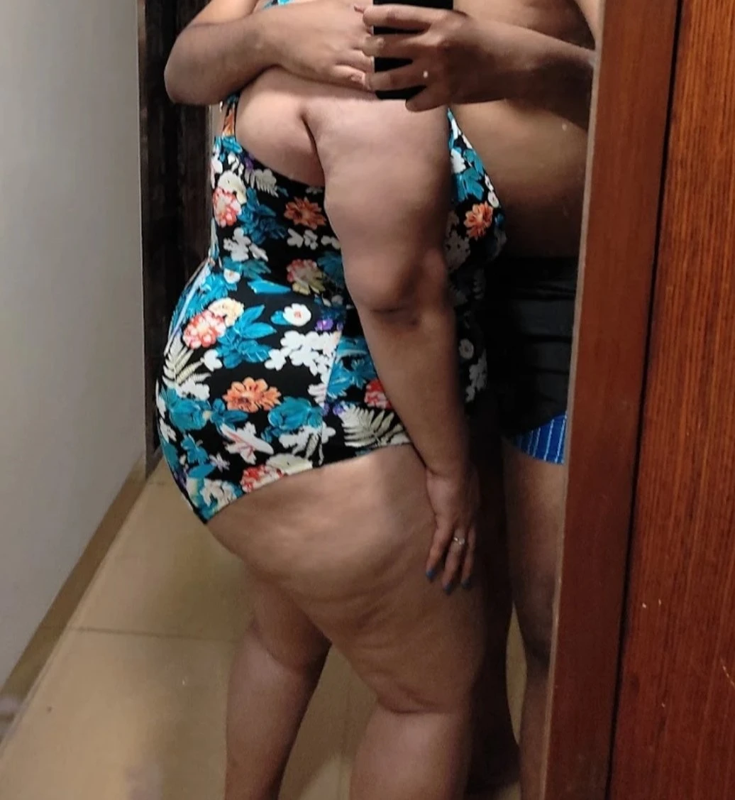 Megan & Kevin Couple – Indian escort in Mumbai — 2 / 3