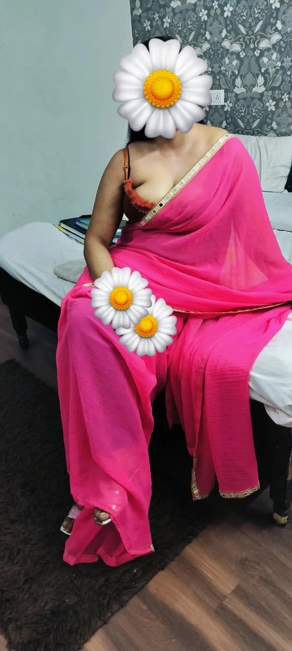 I'm Samrin (Out Call) Cam & Real Meet – Indian escort in New Delhi — 3 / 10