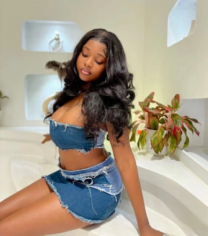 Cindy – Ethiopian escort in Noida — 2 / 4