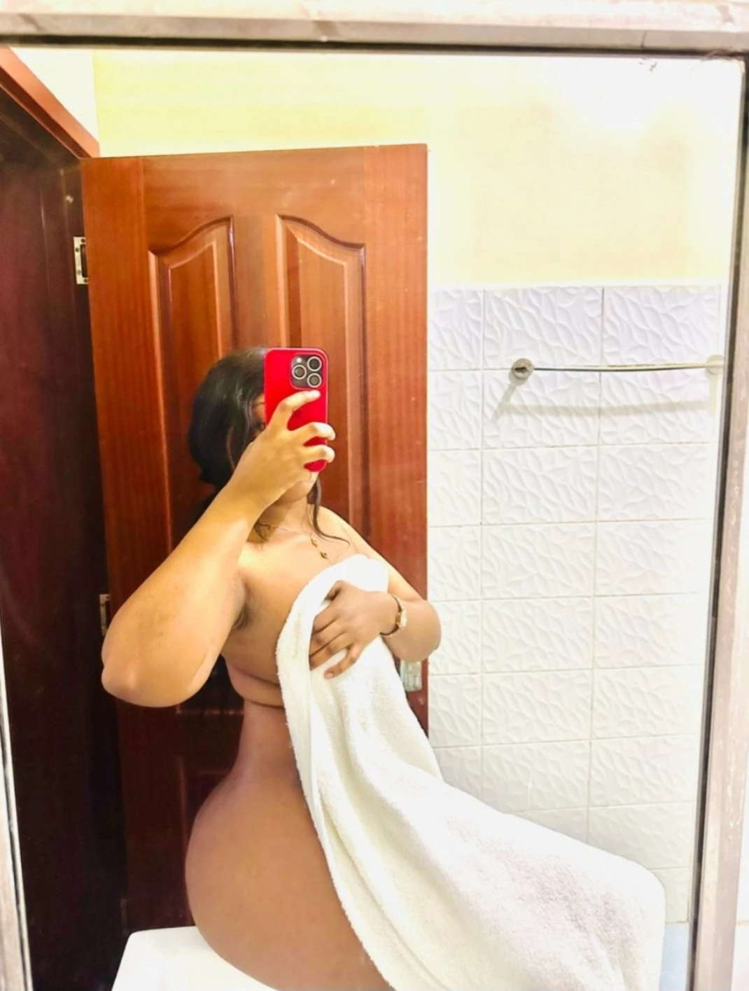 ALEXXIA(The Afro Blow Job Queen) – Andorran companion in Hyderabad — 1 / 9