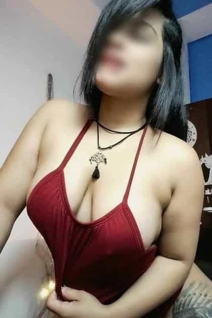 Prerna Sain Hot Baby – Indian escort in New Delhi — 1 / 3