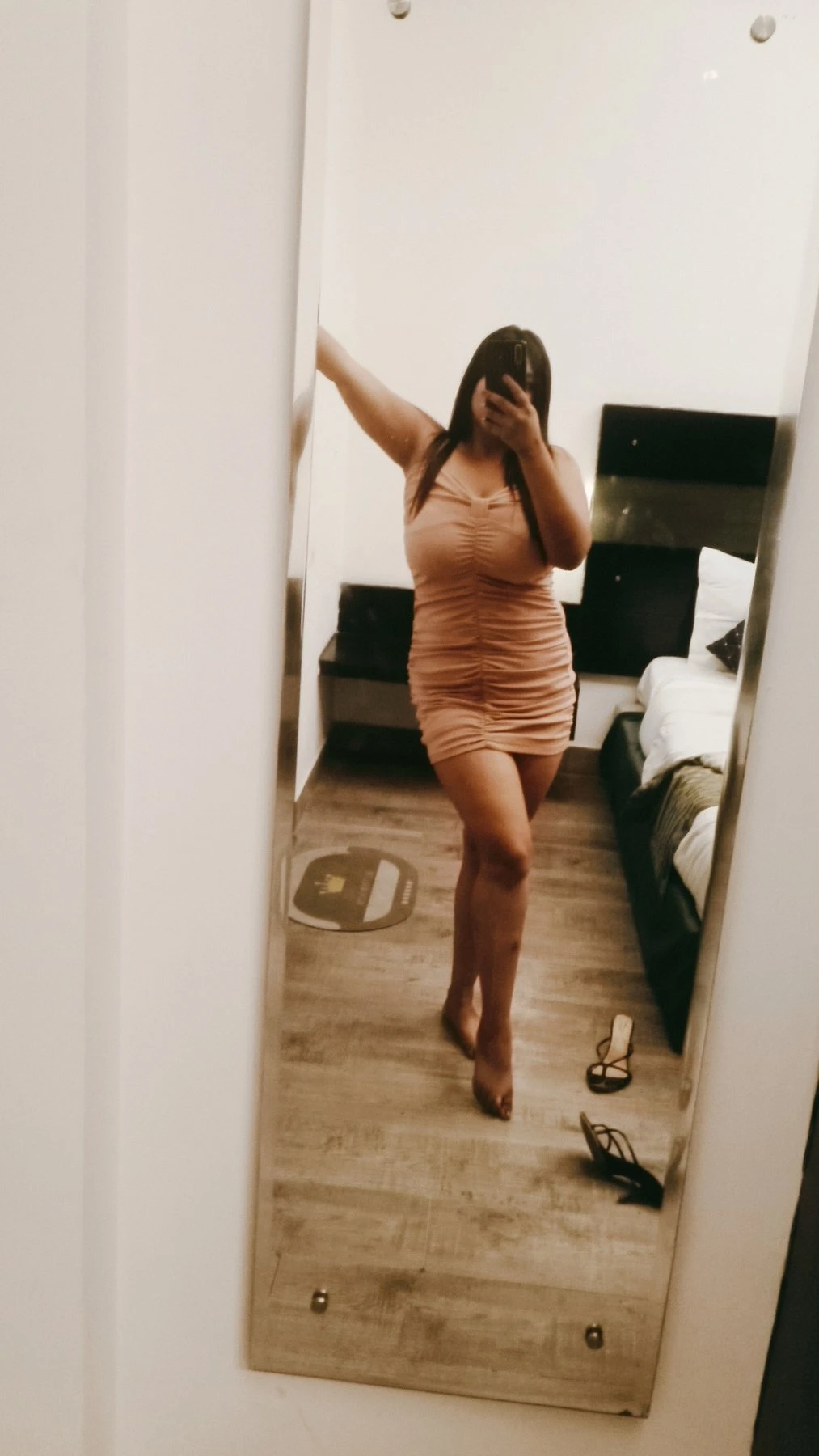 Ayesha(Cam or Real meet) – Indian escort in Noida — 6 / 10