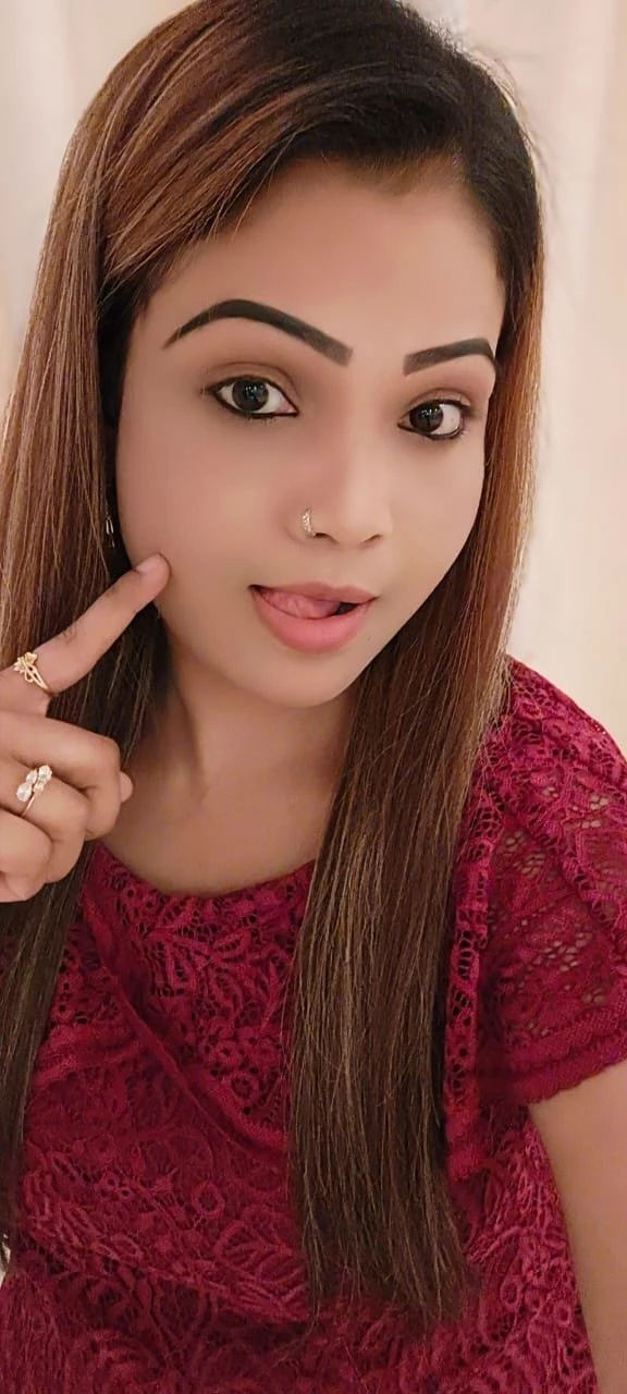 Soniya Independent – Indian escort in Hyderabad — 4 / 5