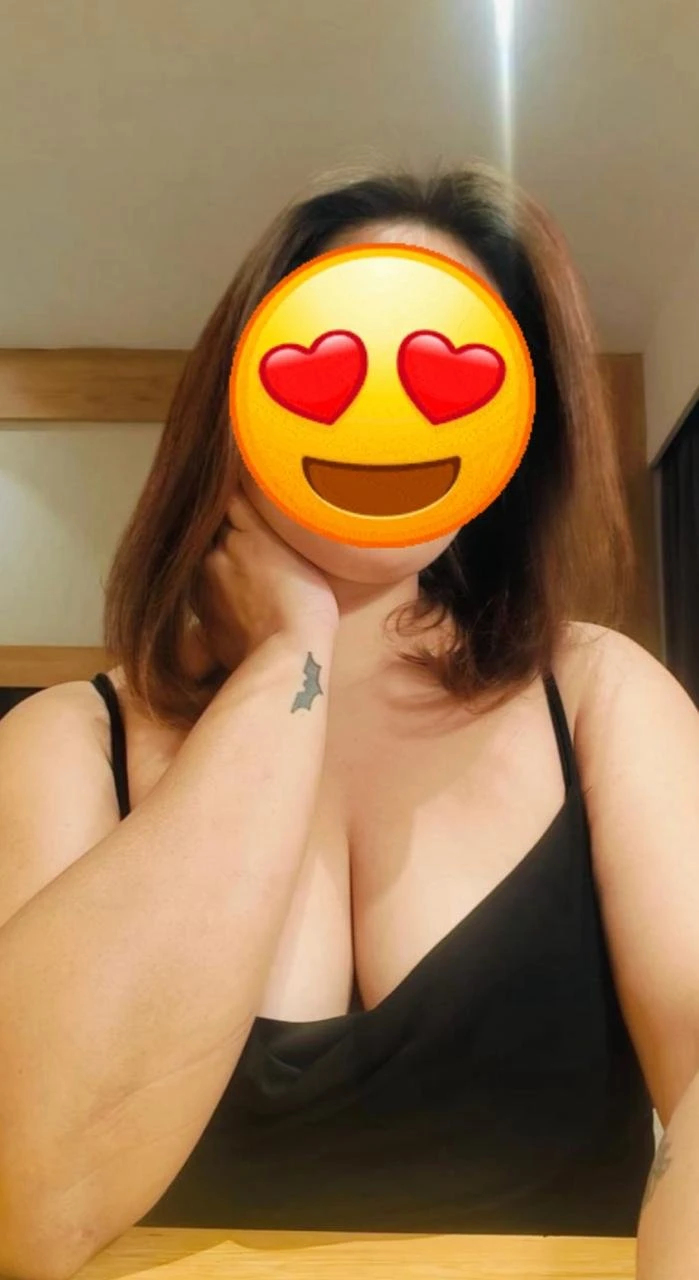 Disha Roy – Indian escort in New Delhi — 2 / 6