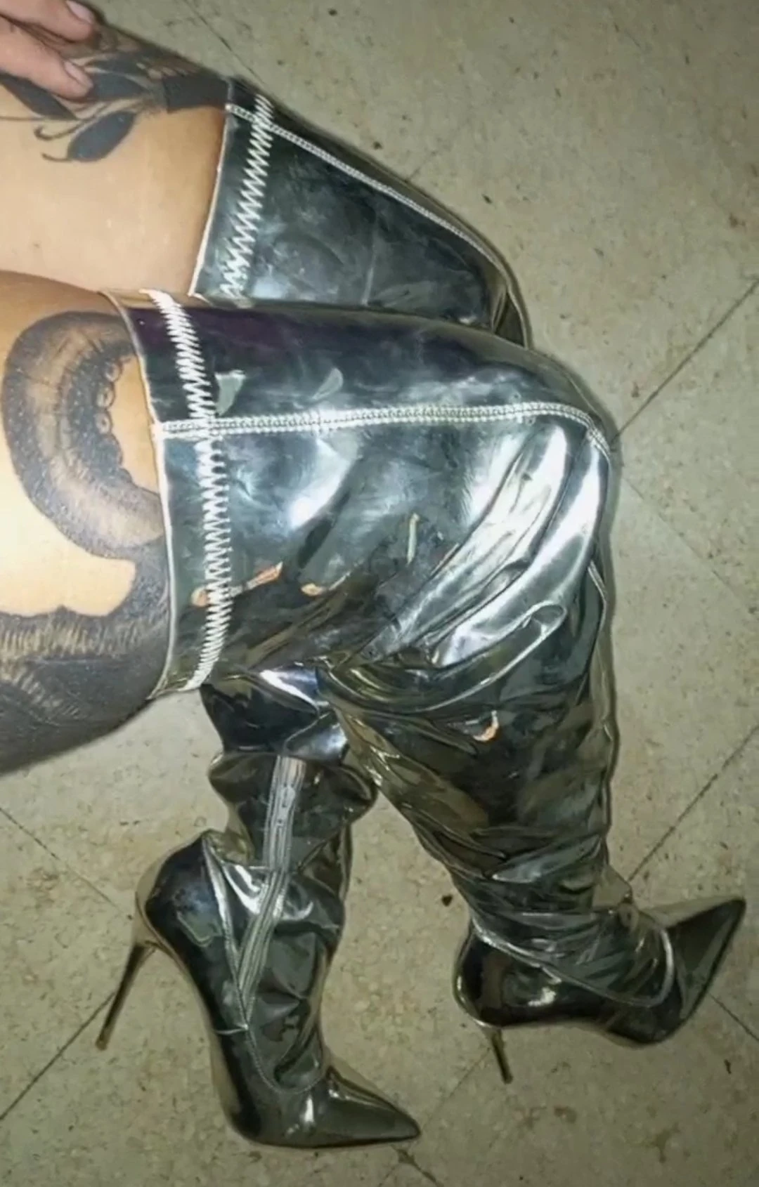 Goddess Ishtar – Lebanese dominatrix in Beirut — 8 / 13