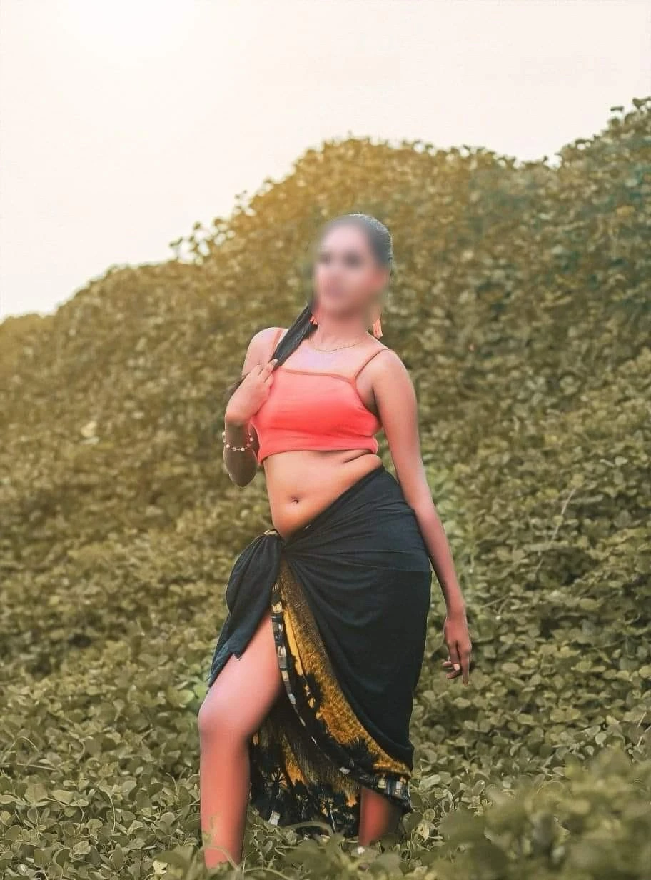 Melissa 22 Years Slim Tall Girl – Sri Lankan escort in Colombo — 3 / 5