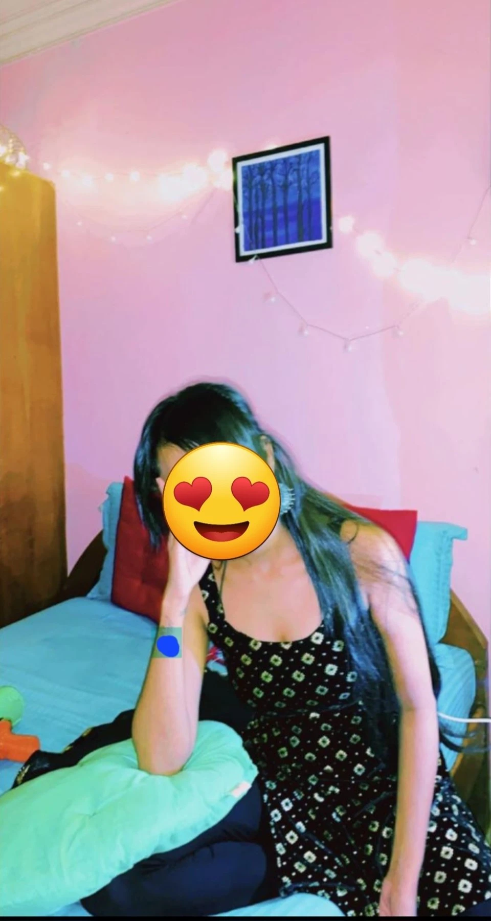 Niki – escort in Mumbai — 2 / 3