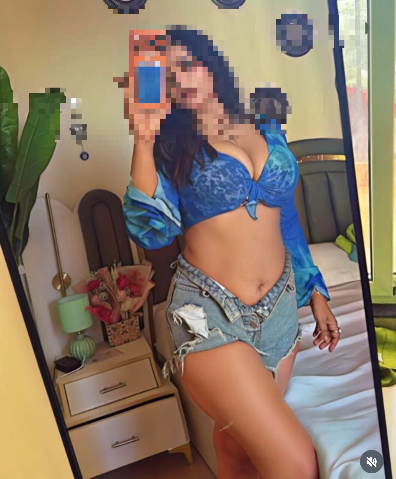 907k Follower on Insta 🩷 🎀༘⋆ – Indian escort in Hyderabad — 1 / 14
