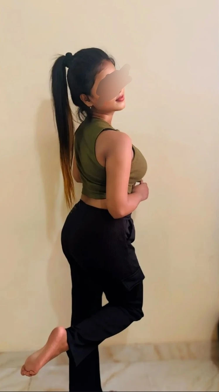 CAM Service & Real Meet – Indian escort in Kolkata — 3 / 4