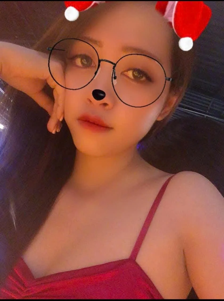 Tien – Vietnamese escort in Ho Chi Minh City — 6 / 8