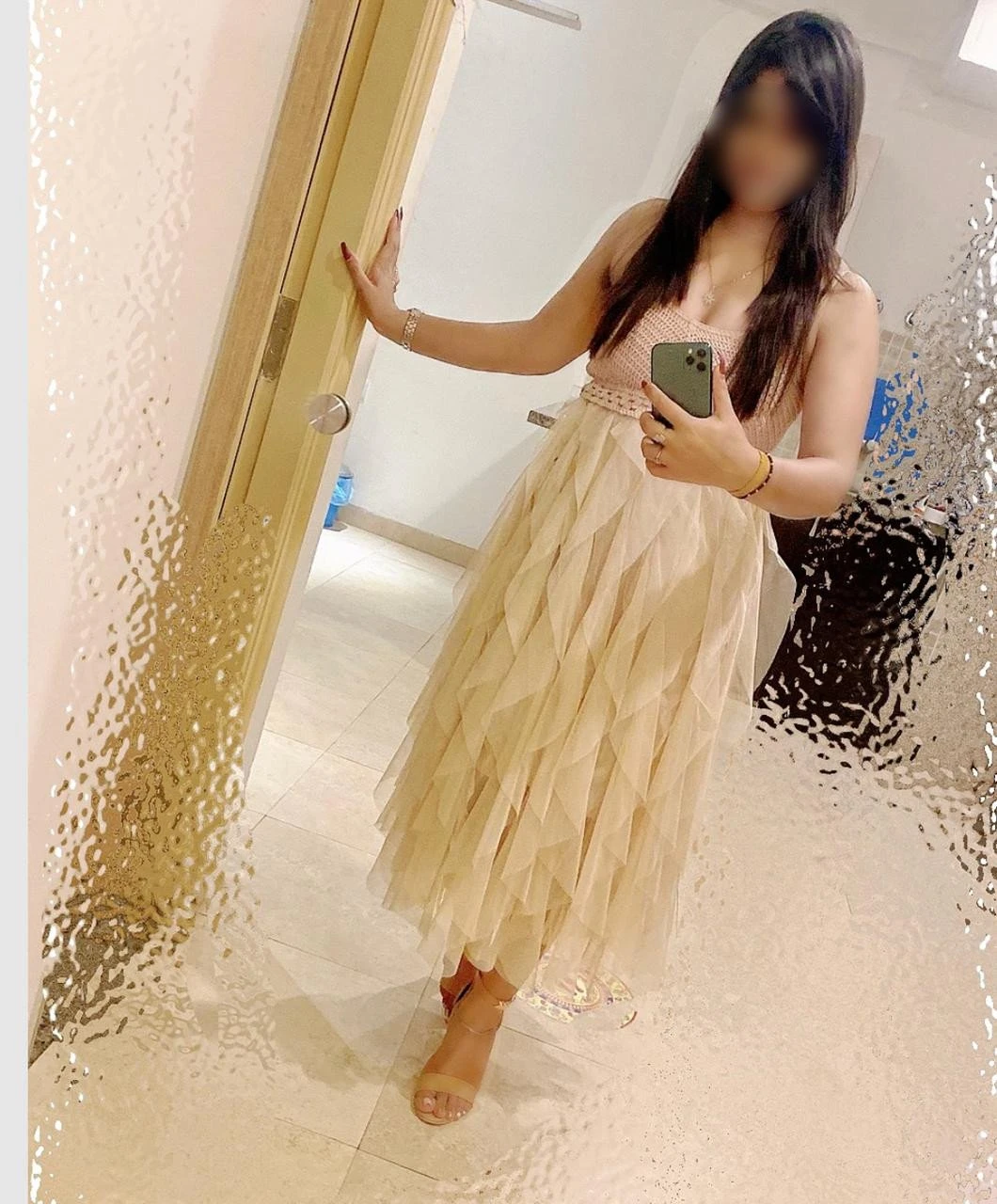 Riya Kaur Aerocity – Indian escort in New Delhi — 5 / 9