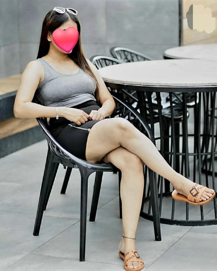 Ravee – escort in Colombo — 4 / 5