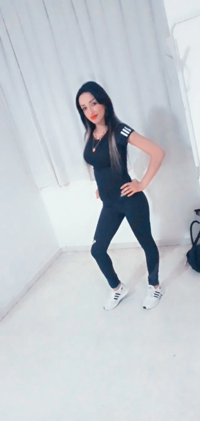 Naya – Syrian escort in Beirut — 2 / 8