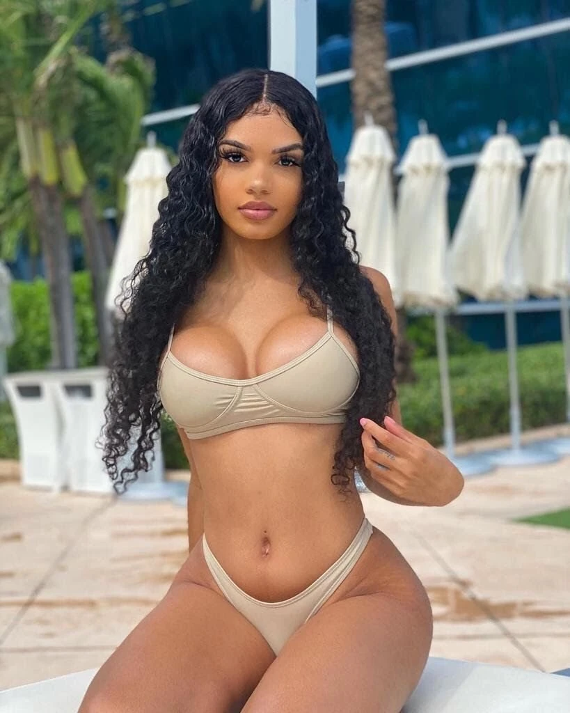 Miah – Brazilian escort in Bangalore — 2 / 4