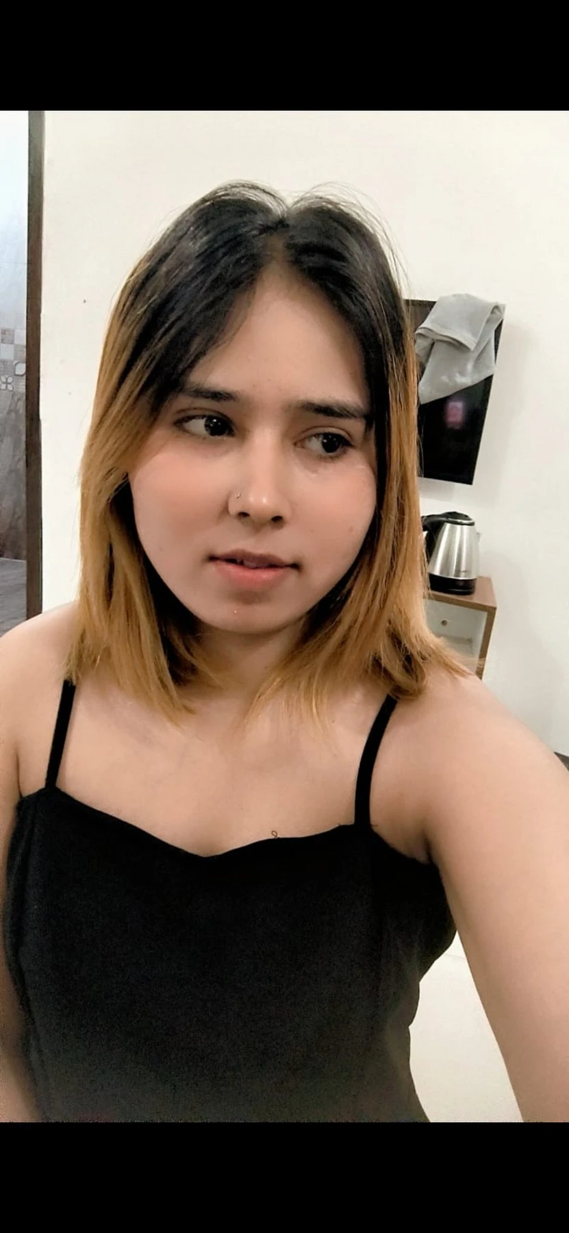 Cam and Meet Both – escort in Kolkata — 2 / 5