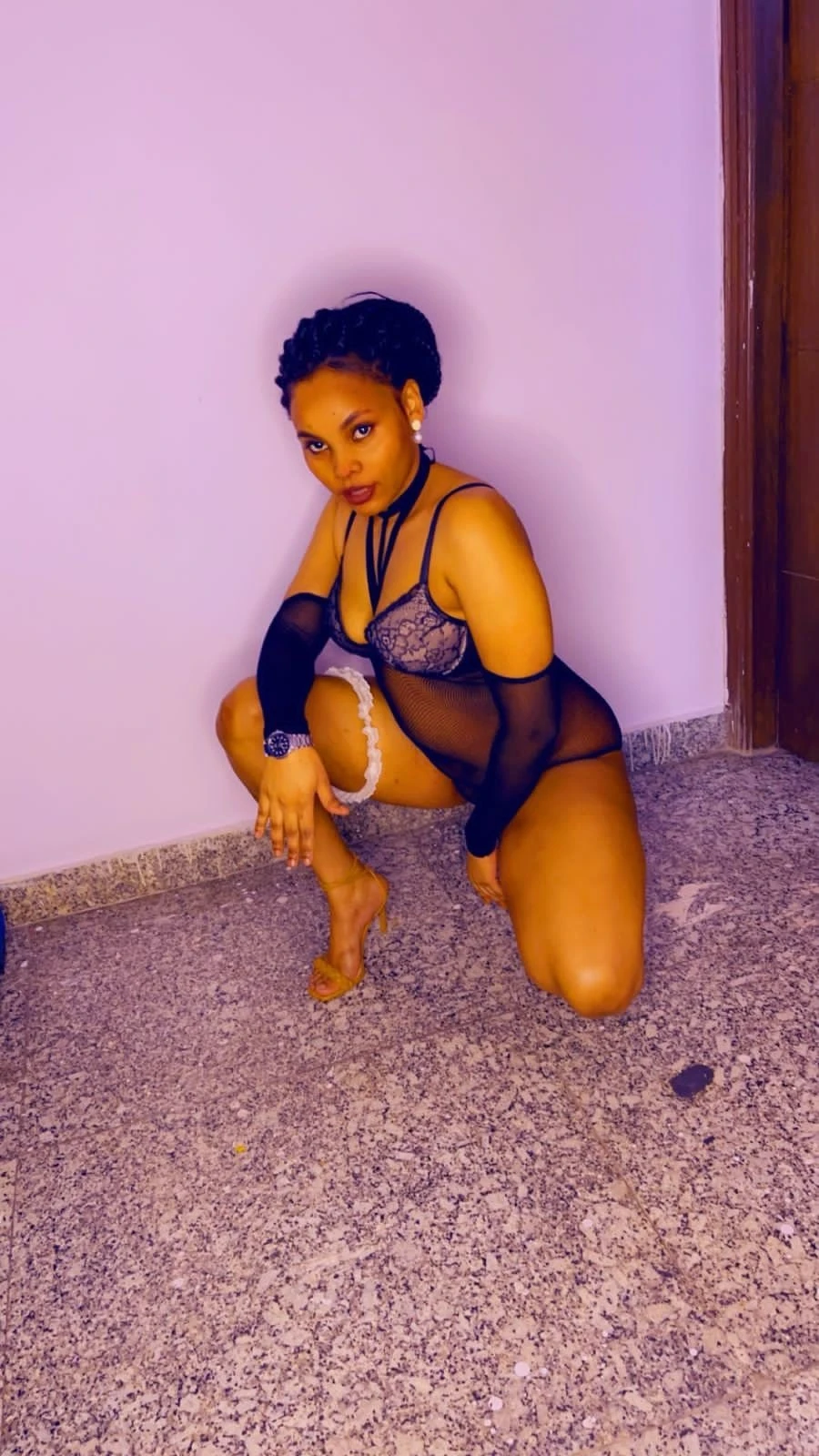 Ammie Sky – South African escort in New Delhi — 5 / 12