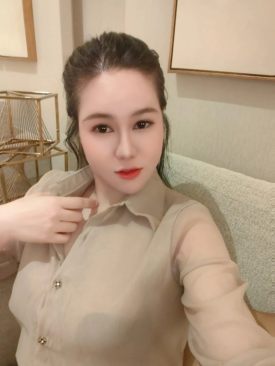 Mina – Thai escort in Visakhapatnam — 2 / 3