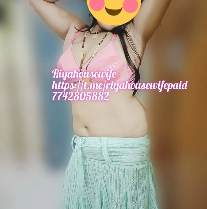 Riya Housewife – Indian escort in New Delhi, Escort, New Delhi