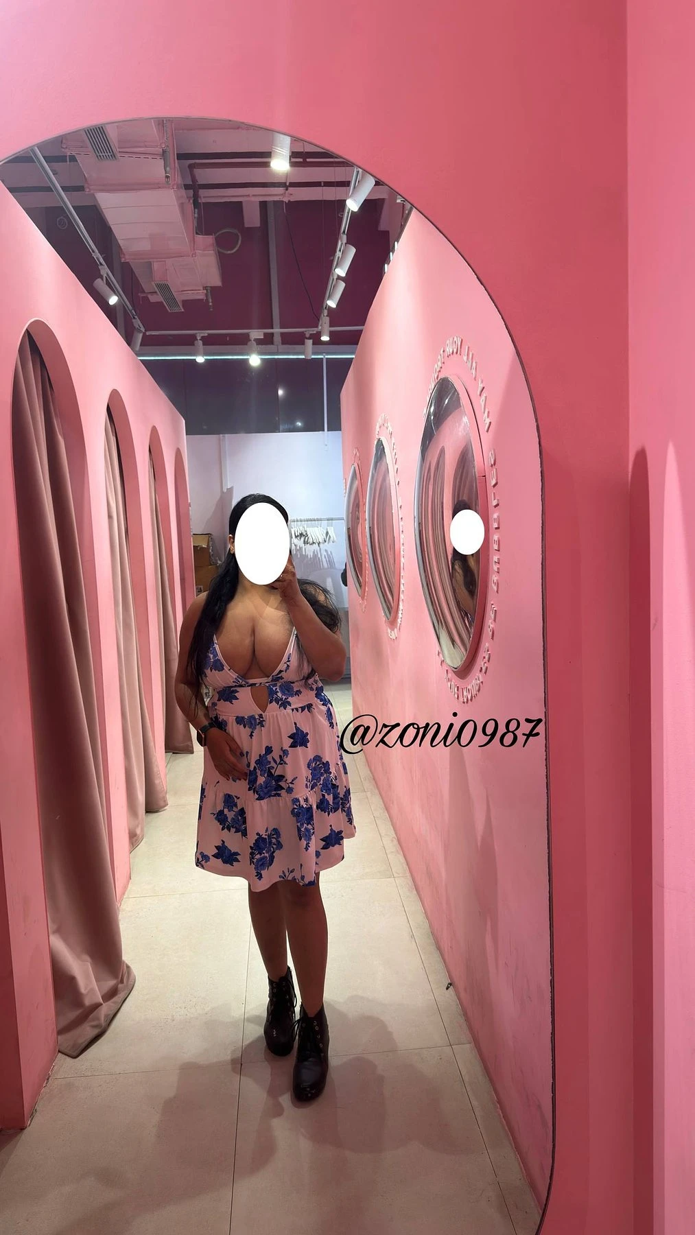 Zoni0987 – Indian escort in Hyderabad — 10 / 11