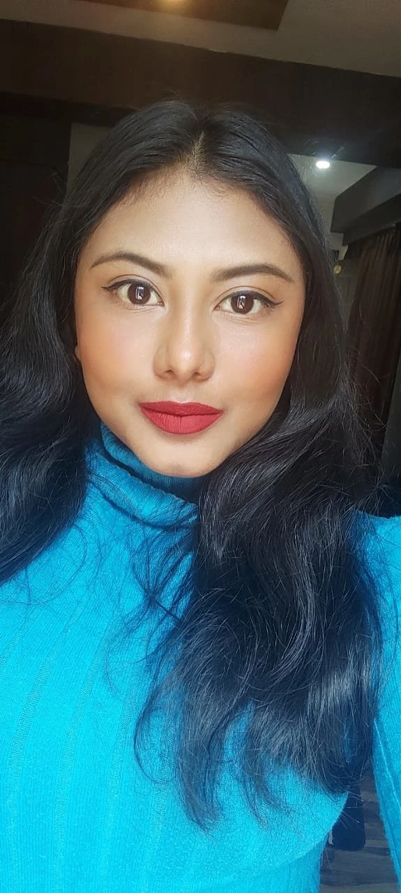 Shivani – Indian escort in Mumbai — 2 / 9