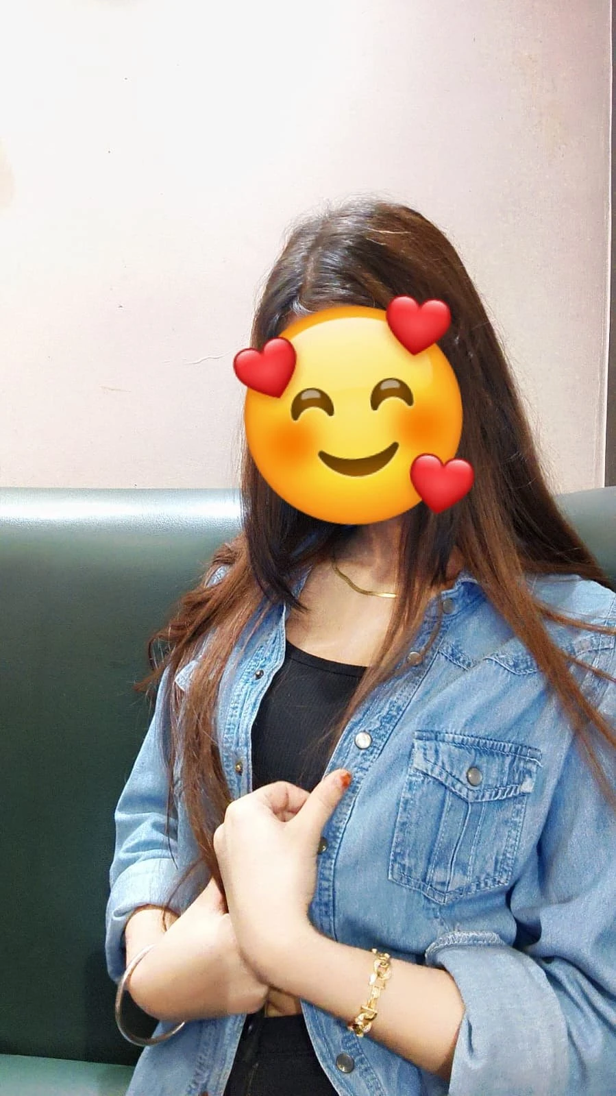 Sanjana – Indian escort in New Delhi — 3 / 12