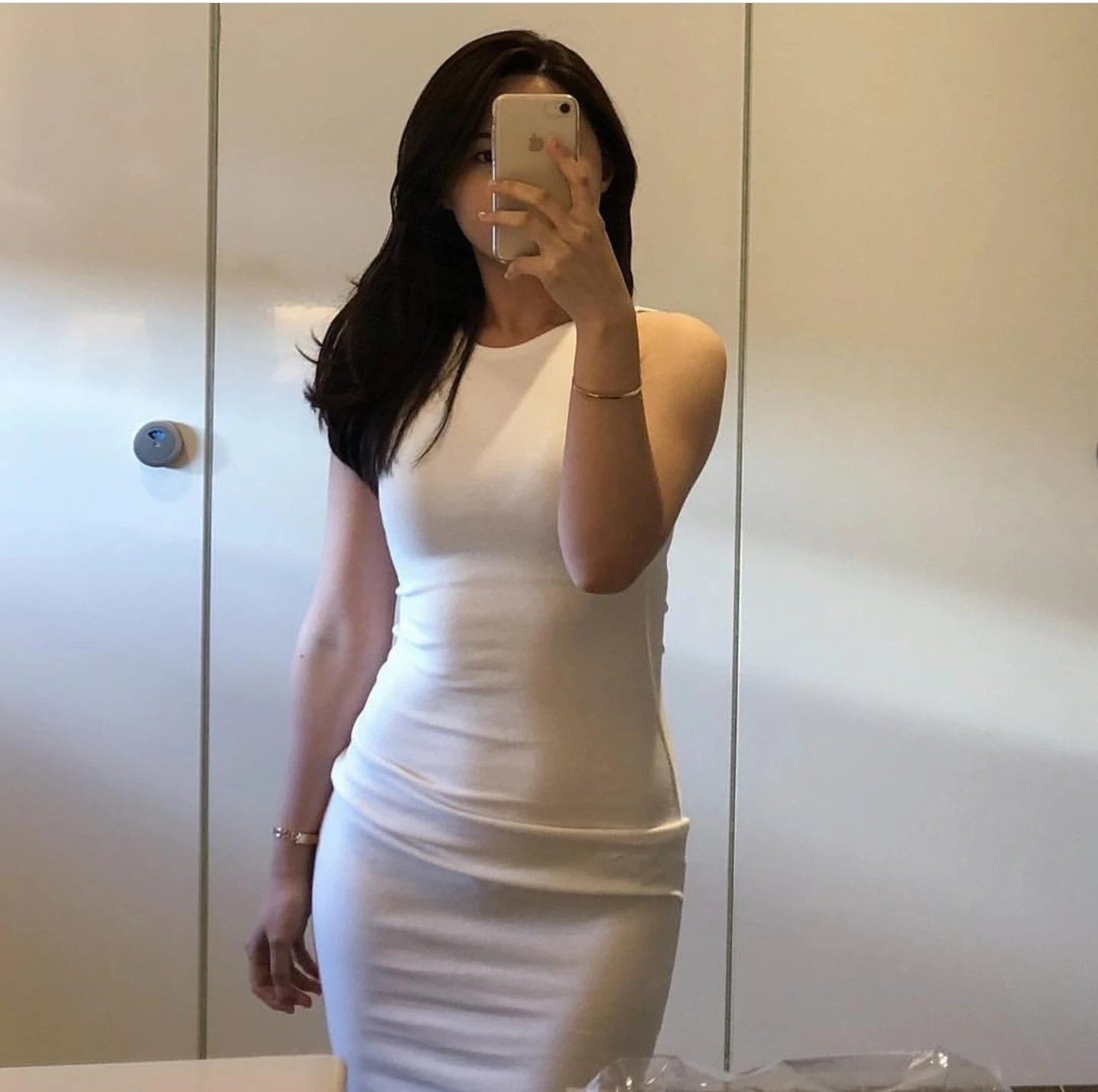 Candid photo. AD no lie – South Korean escort in Seoul — 2 / 8