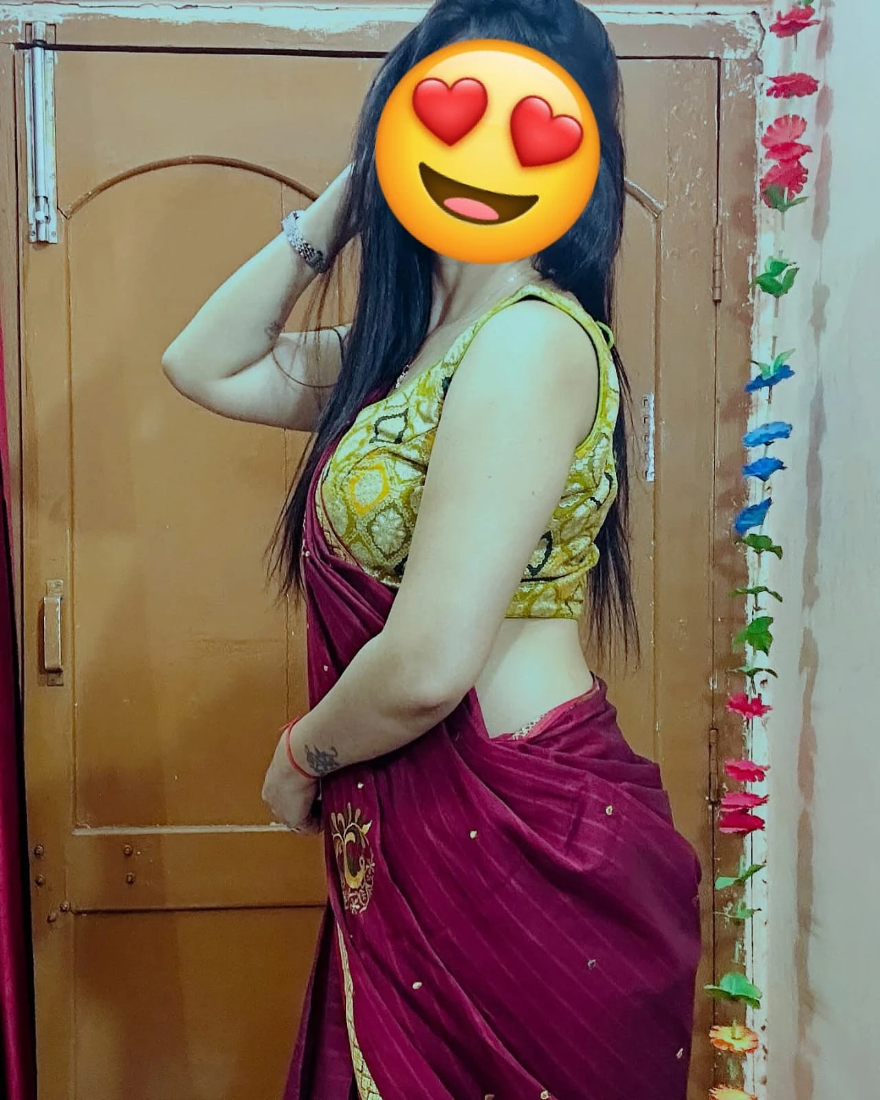 MARRIED HOUSEWIFE📸CAM📸ANAL – Indian escort in New Delhi — 12 / 24