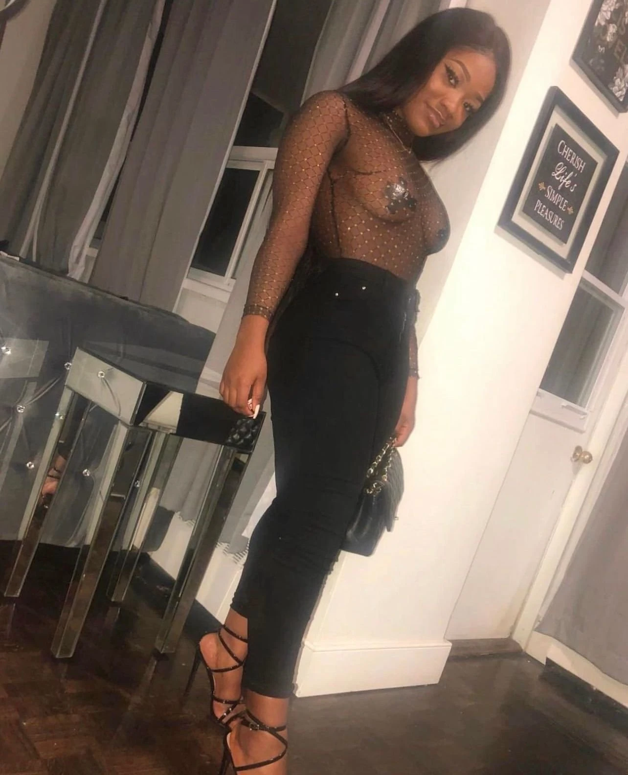 Rihana100 – Angolan escort in Beirut — 6 / 7