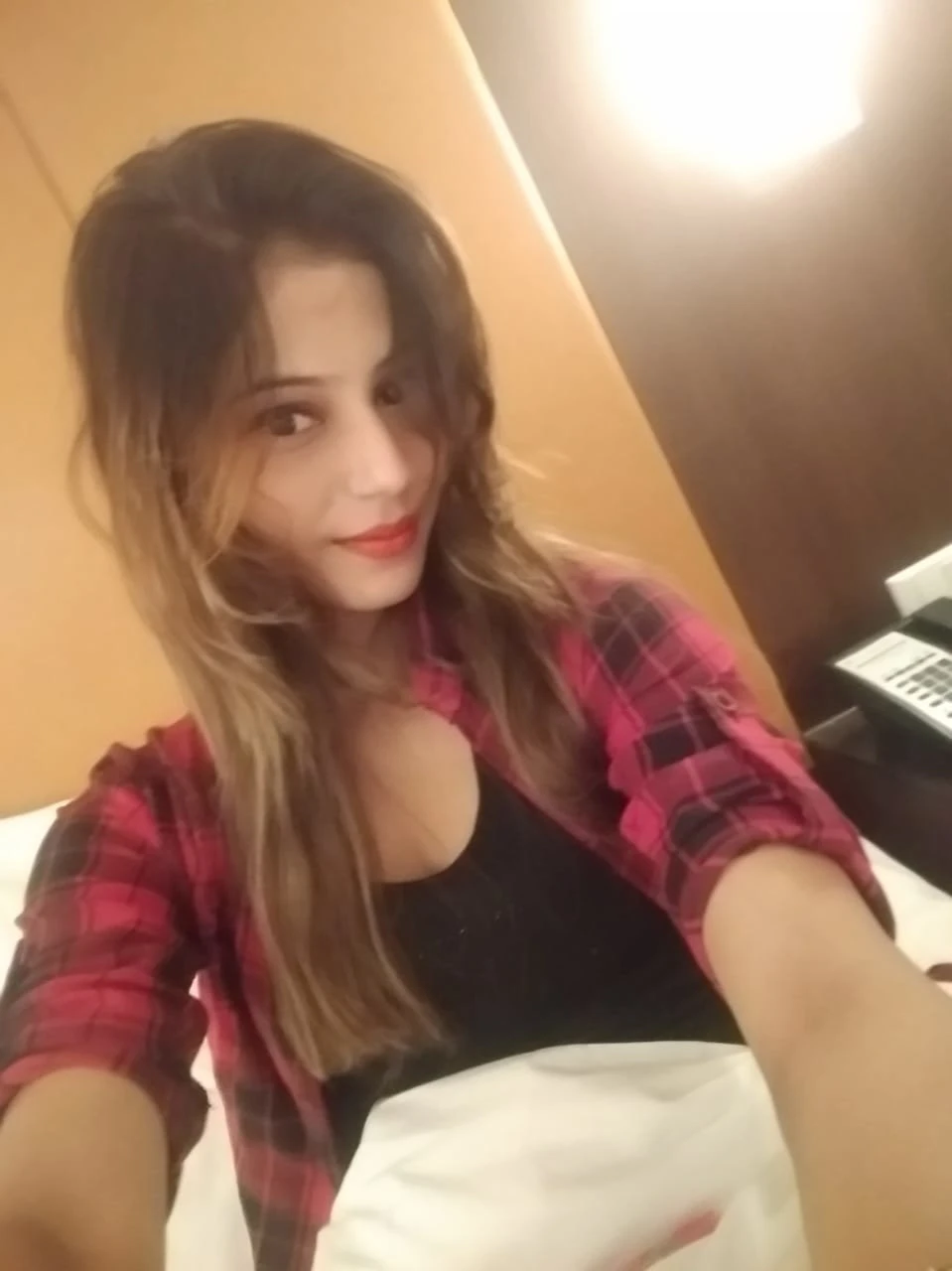 Jiya Sharma real meet cam show – Indian escort in Mumbai — 1 / 5