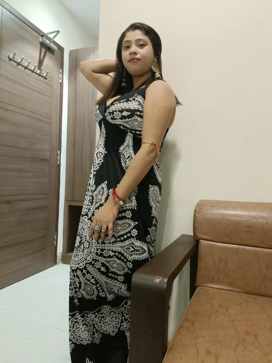 Radhika – Indian escort in Kolkata — 3 / 12